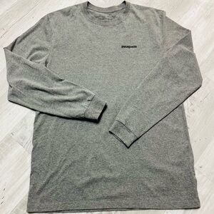 Patagonia Men’s Gray Long Sleeve Responsibili-tee. M